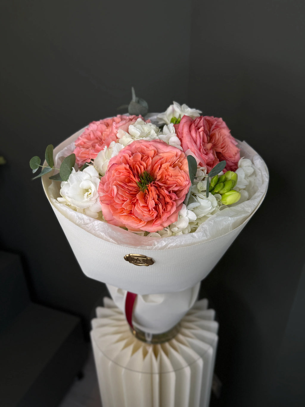 Coral Whisper Csokor